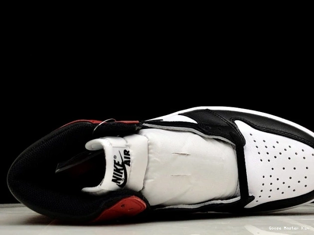 555088-125 Air Black 1 Jordan Toe Retro 0624